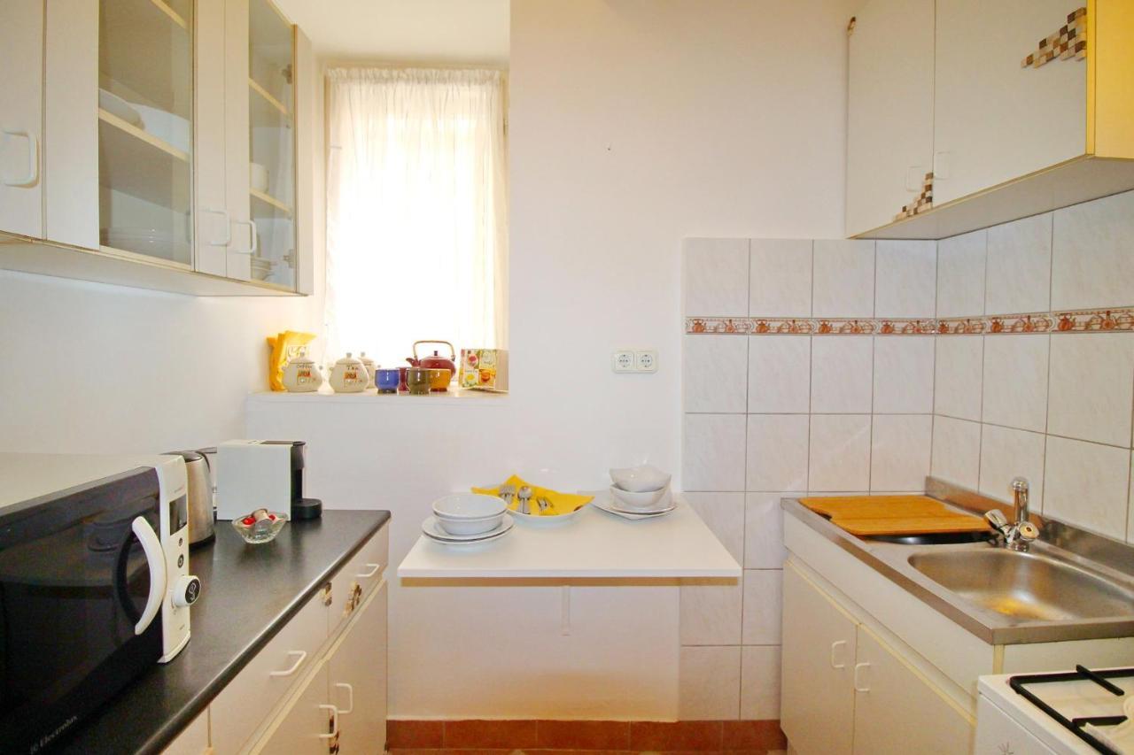 Cosy Castle Apartment Budapest Ngoại thất bức ảnh