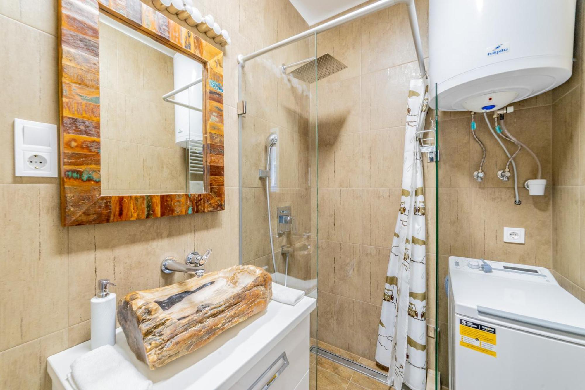 Cosy Castle Apartment Budapest Ngoại thất bức ảnh